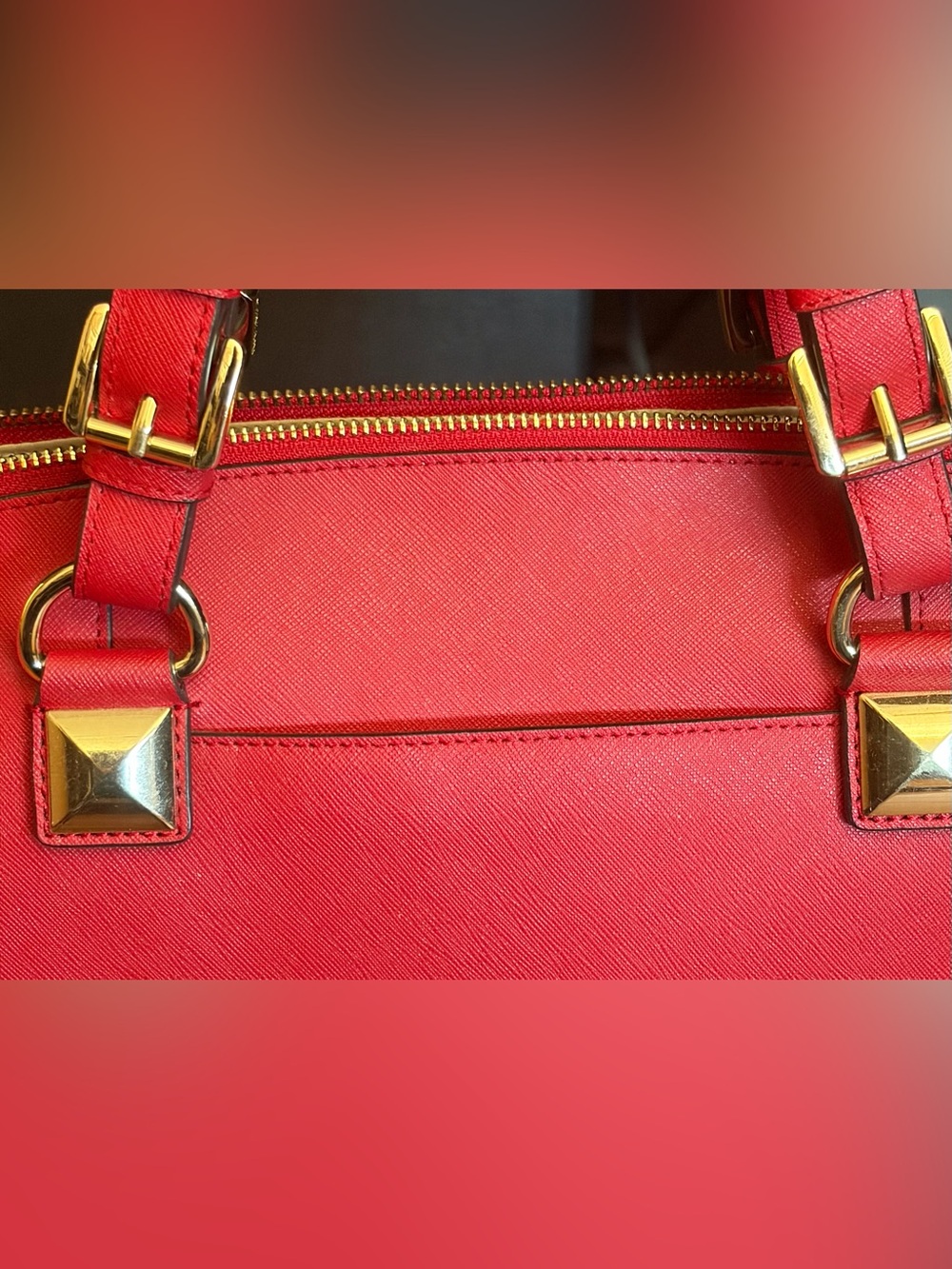 Michael Kors MK saffiano leather tote in cherry red. - Picture 4 of 4